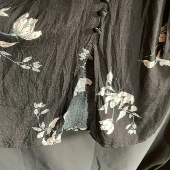 Black Long Sleeve Front Buttoned Dress - Picture 6 of 6